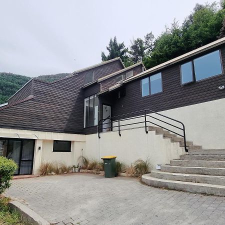 Queenstown Lakeview Holiday Home-5Mins To Town Bagian luar foto