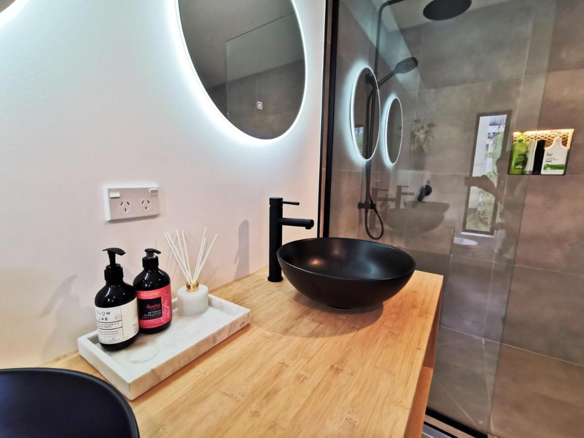 Queenstown Lakeview Holiday Home-5Mins To Town Bagian luar foto