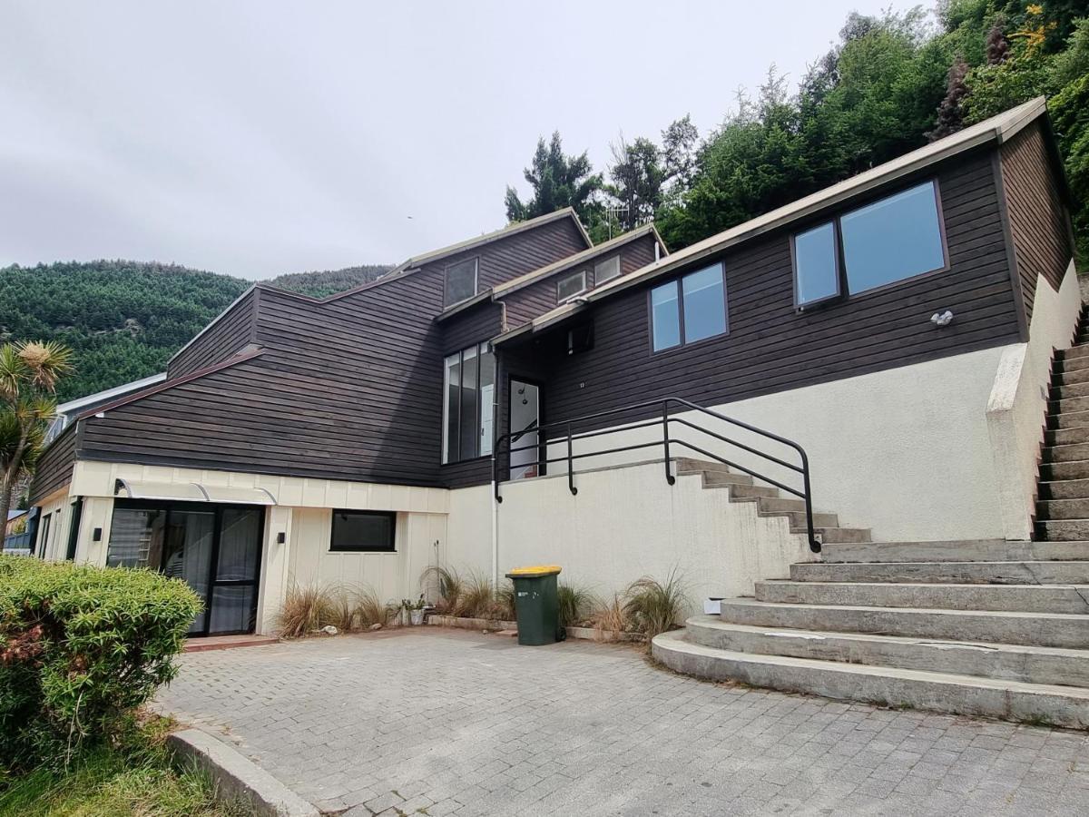 Queenstown Lakeview Holiday Home-5Mins To Town Bagian luar foto