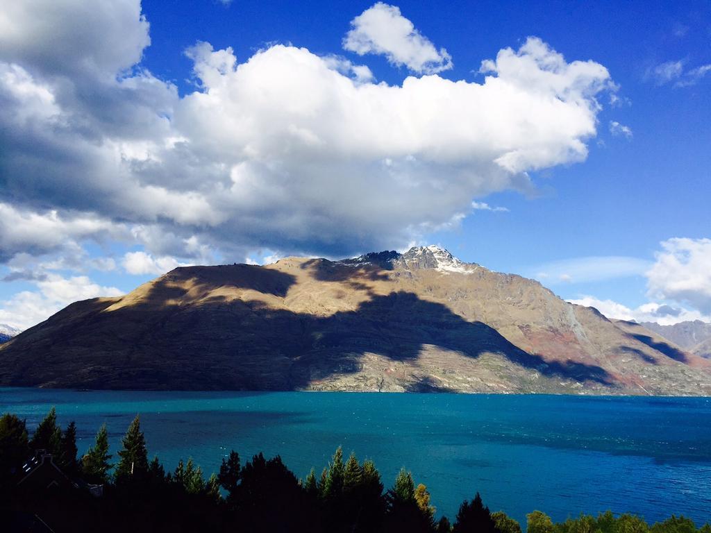 Queenstown Lakeview Holiday Home-5Mins To Town Bagian luar foto
