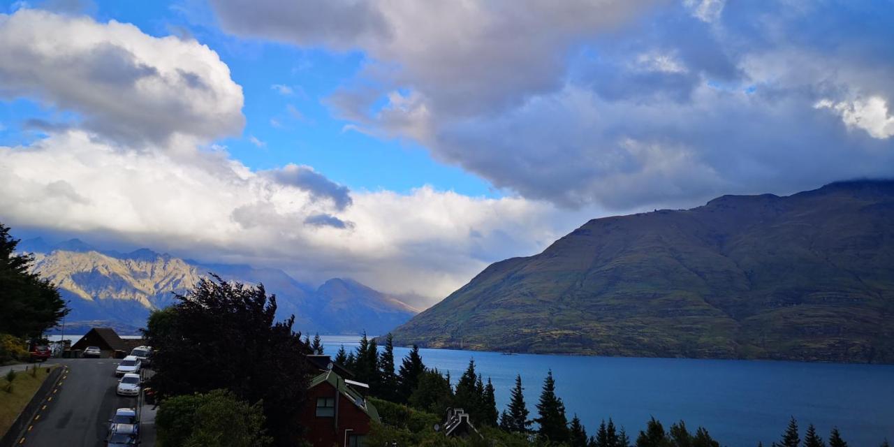 Queenstown Lakeview Holiday Home-5Mins To Town Bagian luar foto